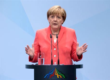 Merkel’den Türkiye için yine zigzak